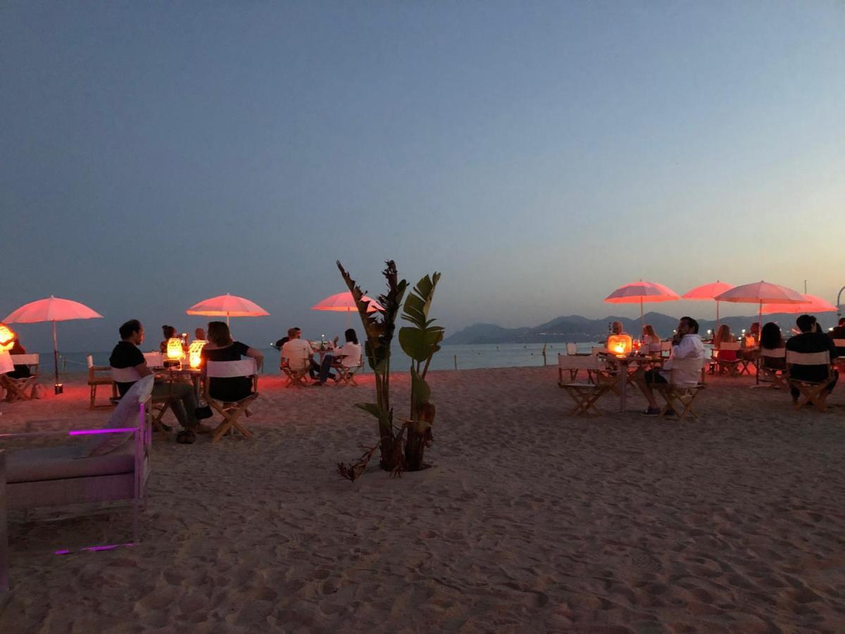 Luxury Family 2Br - Prime Location, Walk To Beach & Shopping, Sunny Balcony - Totolulu Cannes Hoche Luaran gambar