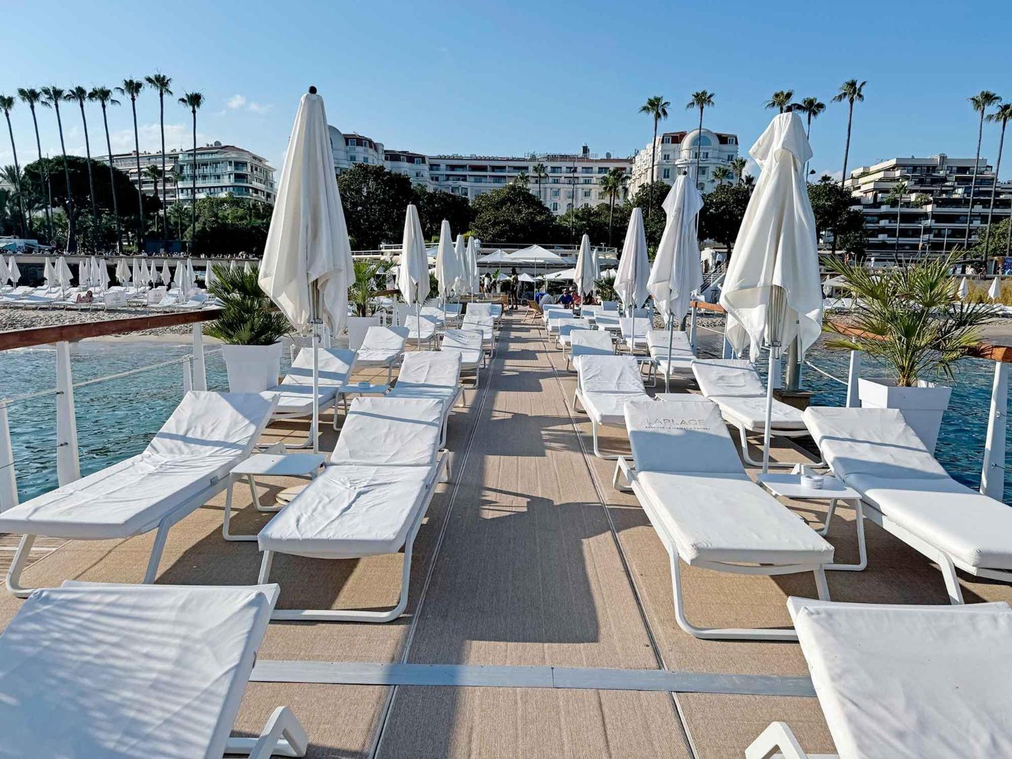 Luxury Family 2Br - Prime Location, Walk To Beach & Shopping, Sunny Balcony - Totolulu Cannes Hoche Luaran gambar